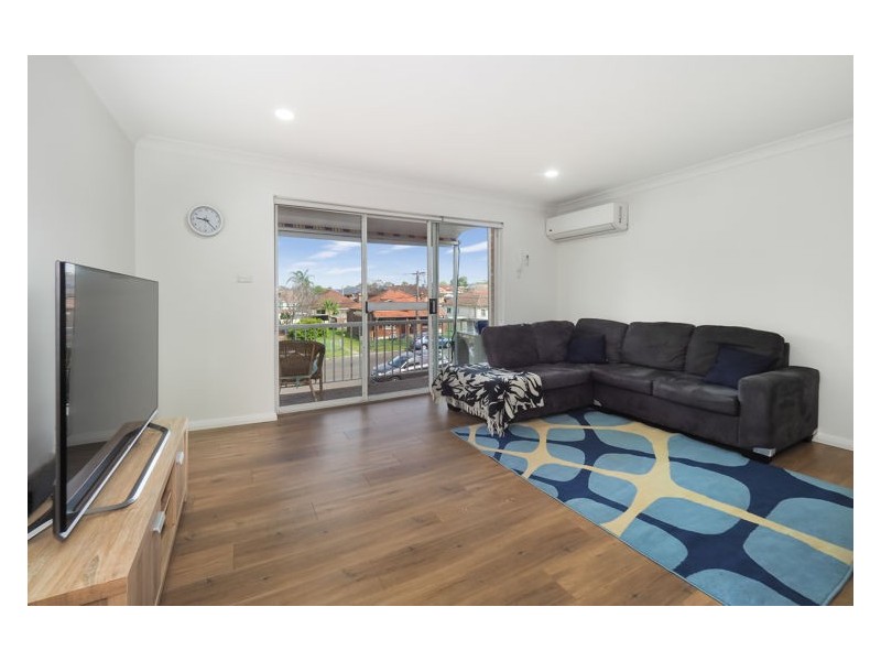 6/27 Windsor Road, Merrylands NSW 2160