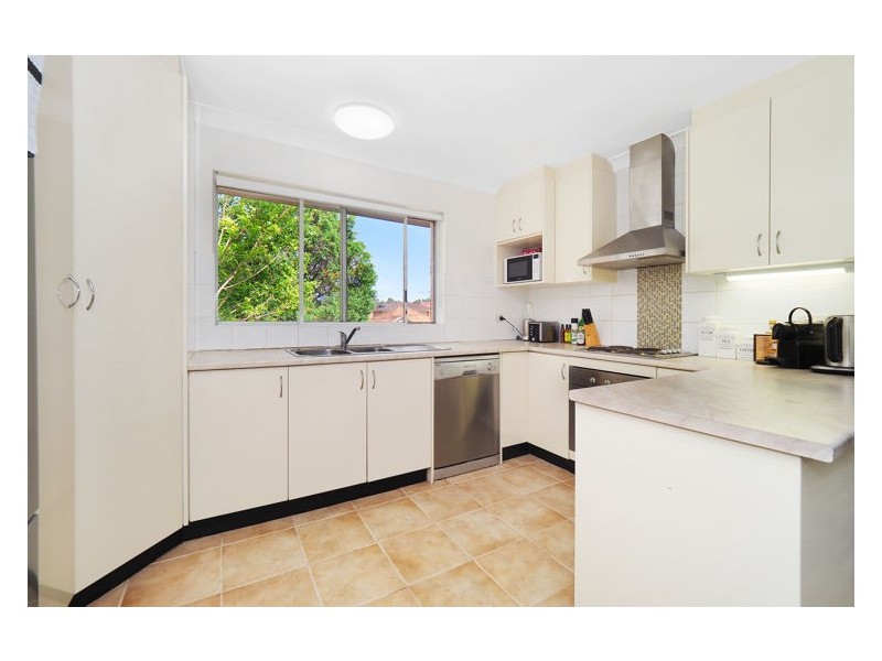6/27 Windsor Road, Merrylands NSW 2160