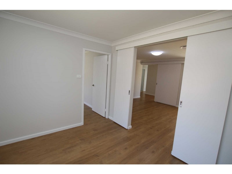 26 CAMERON COURT, Merrylands NSW 2160