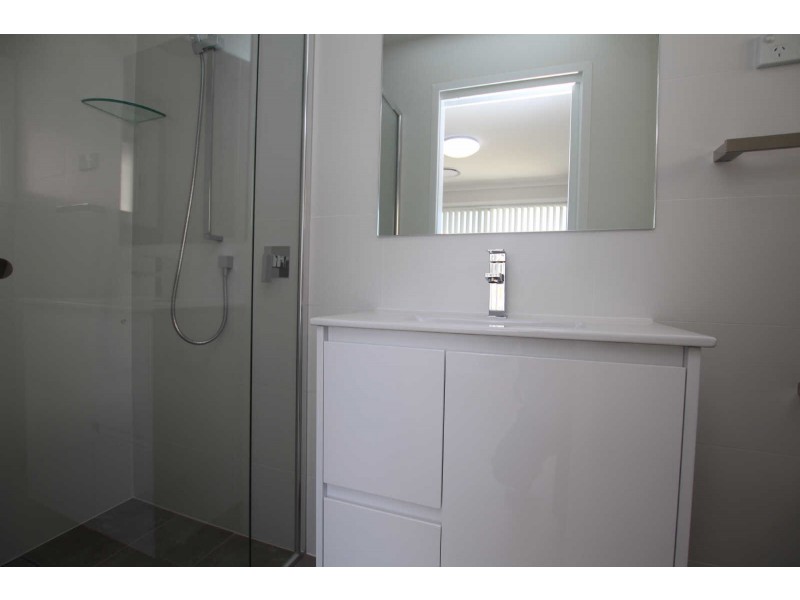 26 CAMERON COURT, Merrylands NSW 2160