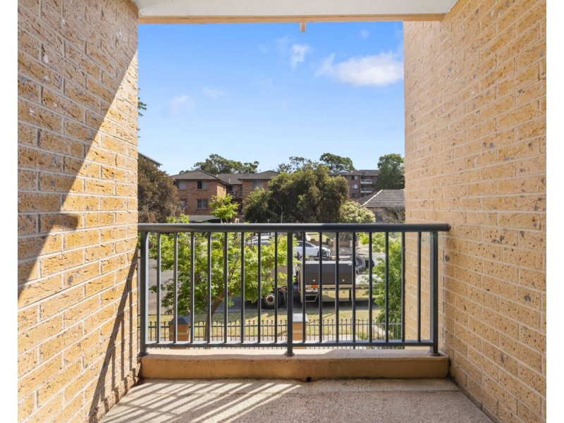 18/42-46 Treves Street, Merrylands NSW 2160