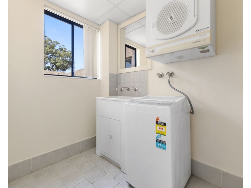 18/42-46 Treves Street, Merrylands NSW 2160