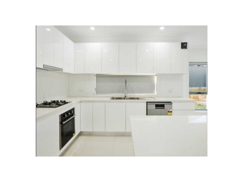 2B REGINA STREET, Guildford West NSW 2161