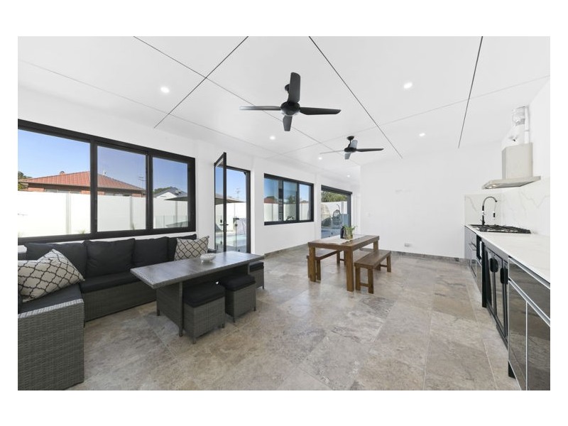 9 Grace Crescent, Merrylands NSW 2160