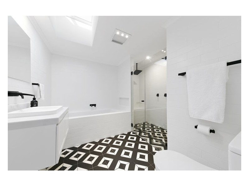 9 Grace Crescent, Merrylands NSW 2160