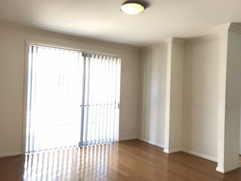 17/100 KENYONS ROAD, Merrylands NSW 2160