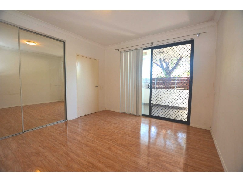 1/223 William Street, Merrylands NSW 2160