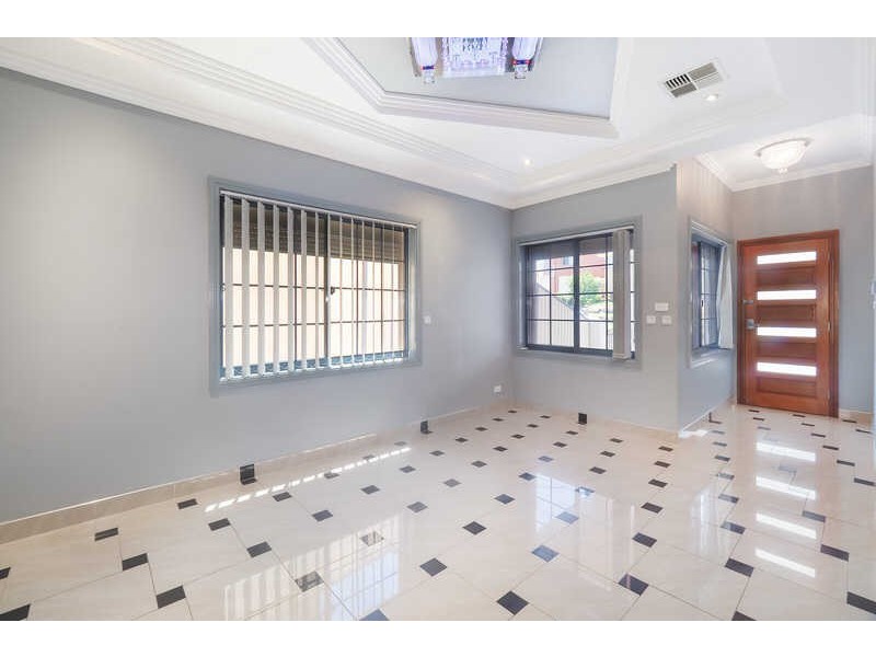 8A BIRRIWA STREET, Greystanes NSW 2145