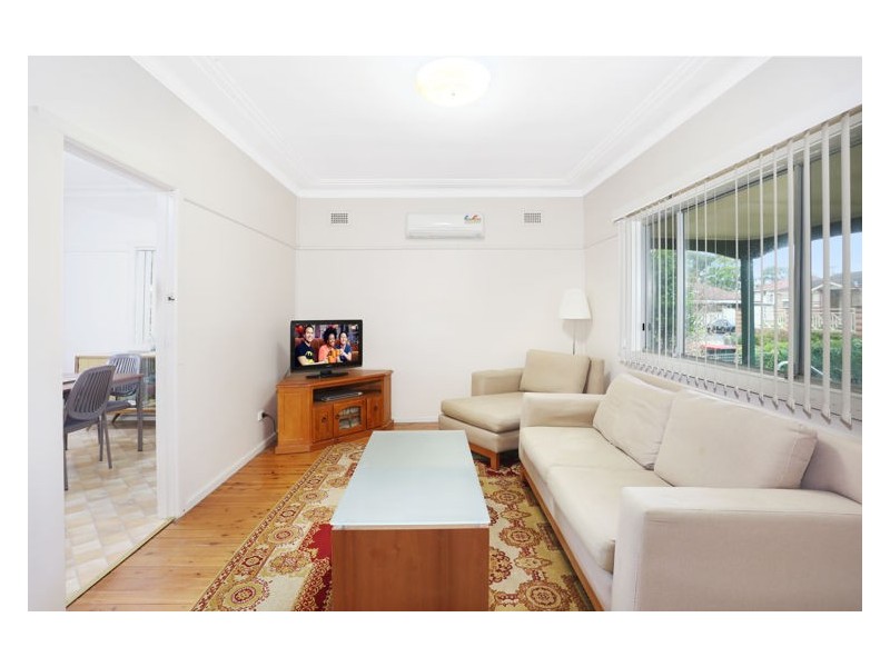 3 Edna Avenue, Merrylands NSW 2160