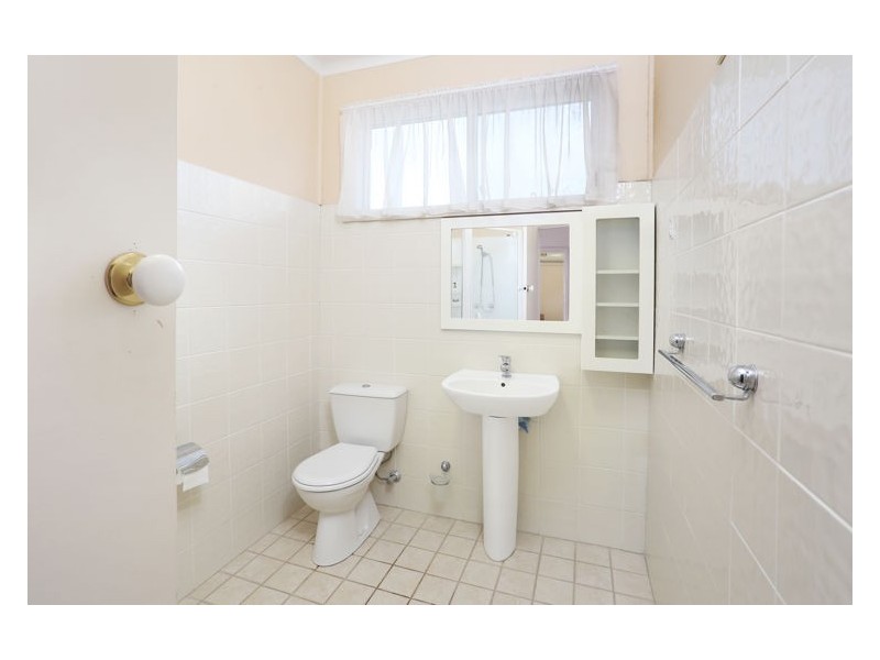 3 Edna Avenue, Merrylands NSW 2160