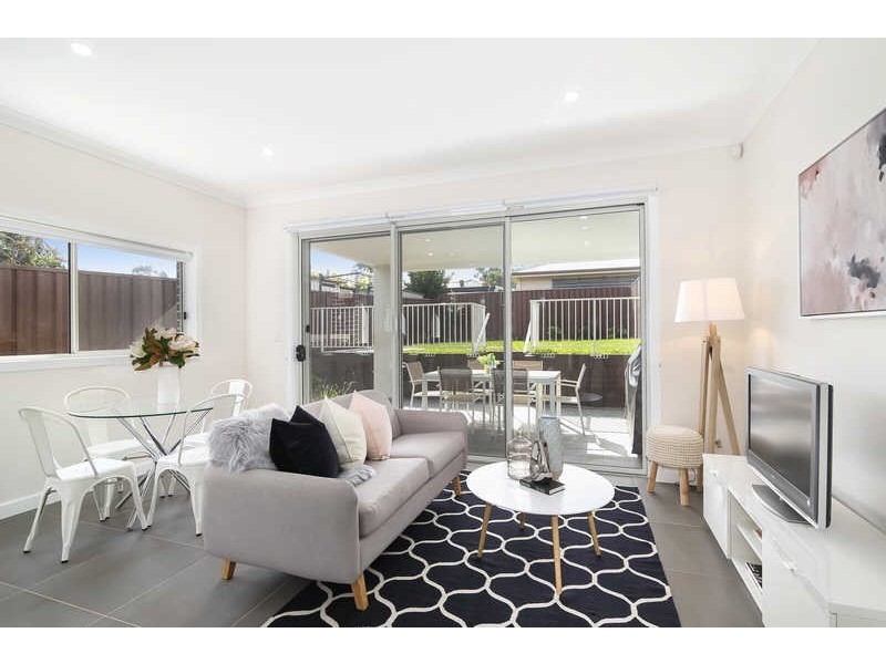 18A SANDRA STREET, Woodpark NSW 2164