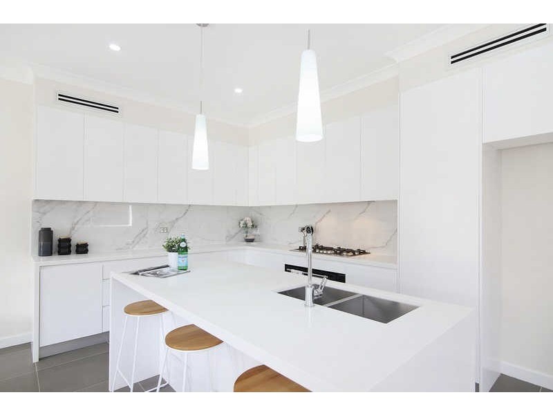 18A SANDRA STREET, Woodpark NSW 2164