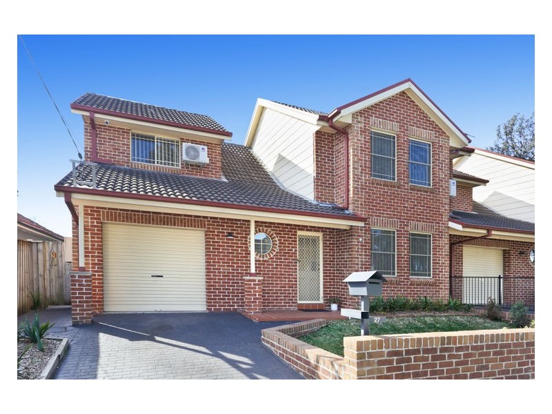 27 Leeds Street, Merrylands NSW 2160