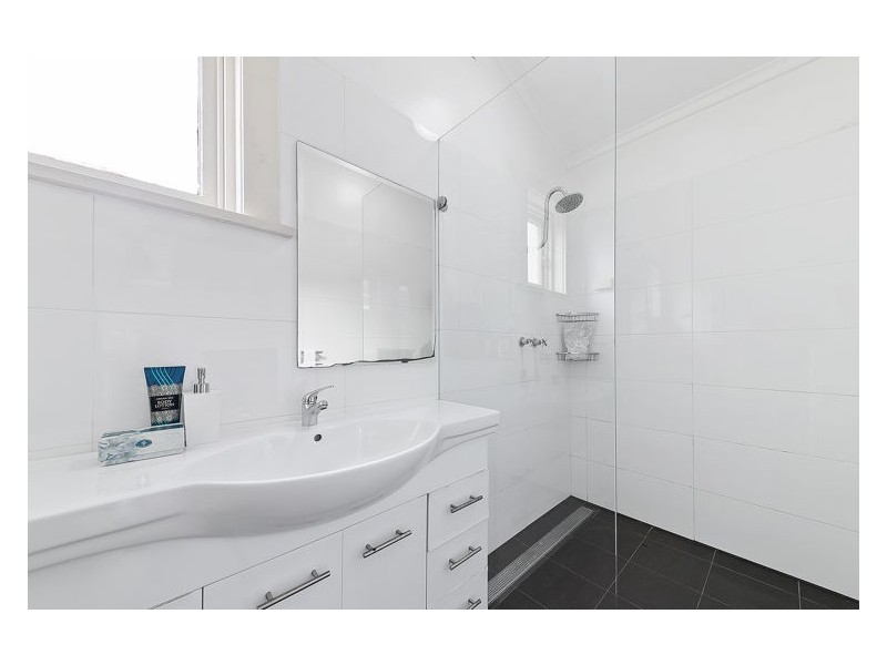 32 Locksley Avenue, Merrylands NSW 2160