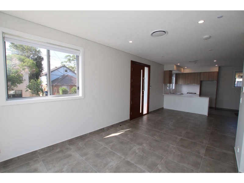 1/6 CHARLOTTE STREET, Merrylands NSW 2160