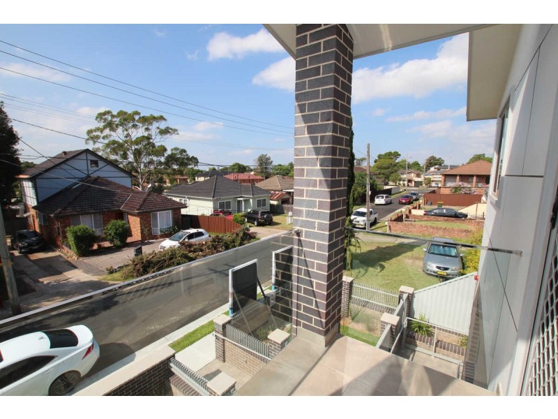 1/6 CHARLOTTE STREET, Merrylands NSW 2160