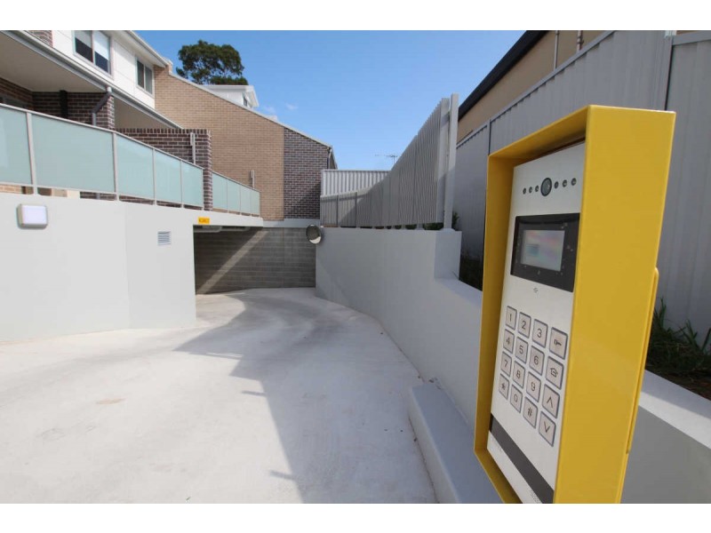 1/6 CHARLOTTE STREET, Merrylands NSW 2160