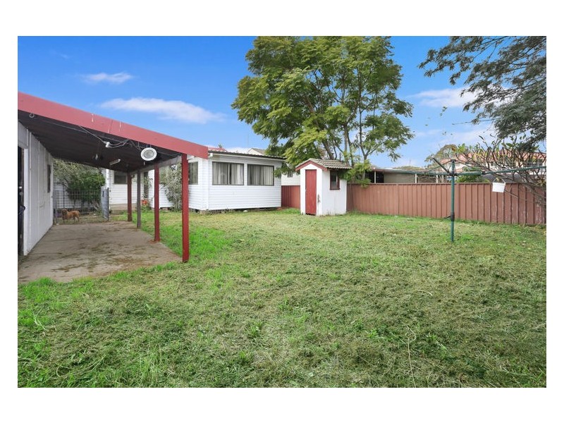 4 Lucerne Avenue, South Wentworthville NSW 2145
