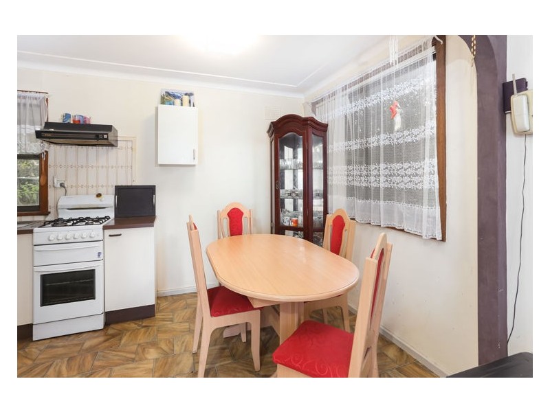 4 Lucerne Avenue, South Wentworthville NSW 2145