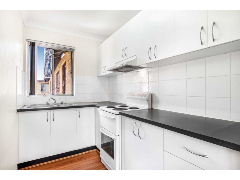 5/26 Neil Street, Merrylands NSW 2160