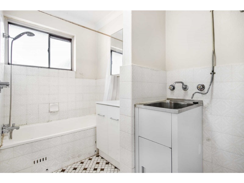 5/26 Neil Street, Merrylands NSW 2160