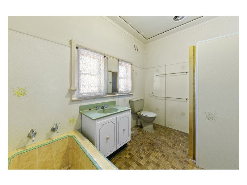 94 Hawksview Street, Guildford NSW 2161