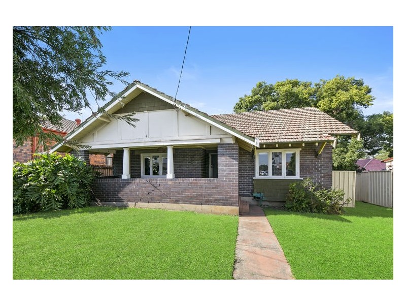 6 Britannia Avenue, Merrylands NSW 2160
