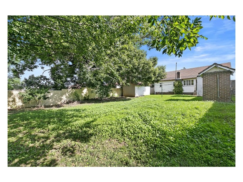 6 Britannia Avenue, Merrylands NSW 2160