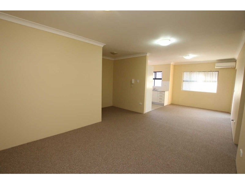 12/38 Memorial Avenue, Merrylands NSW 2160
