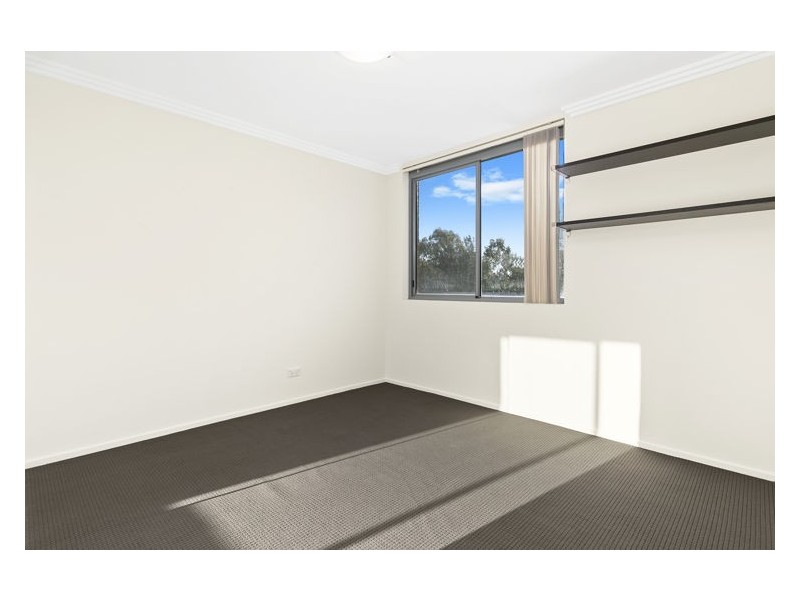 15/4-10 Benedict Court, Merrylands NSW 2160