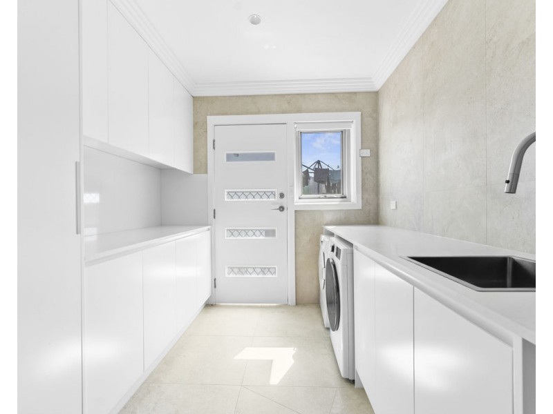 17 Kalang Road, Greystanes NSW 2145