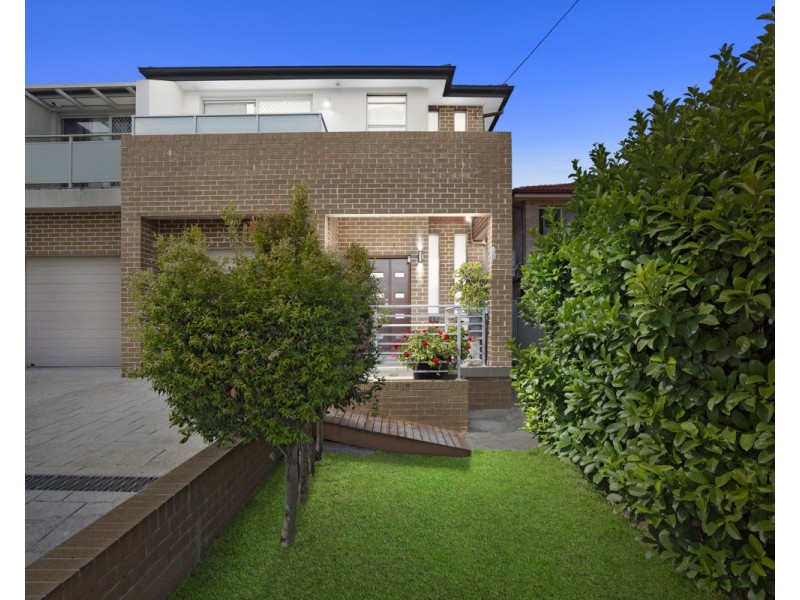 77 Hawksview Street, Merrylands NSW 2160
