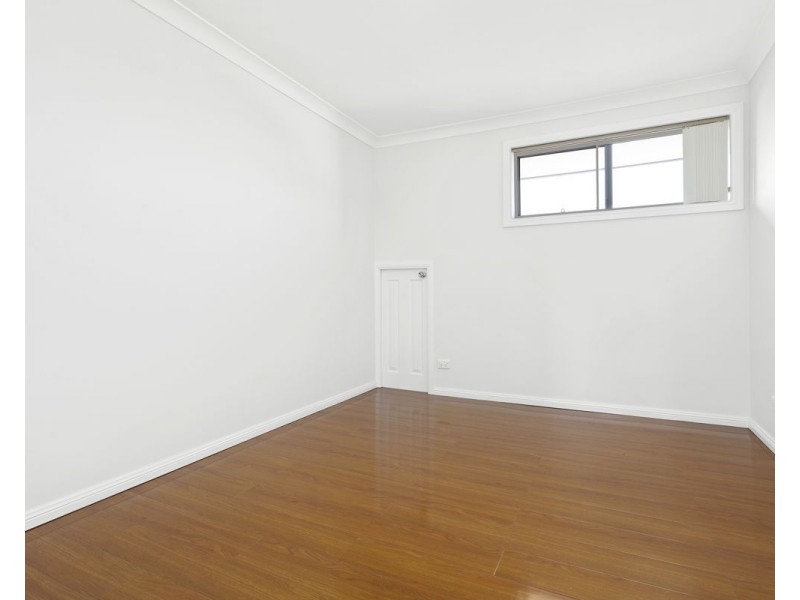 77 Hawksview Street, Merrylands NSW 2160