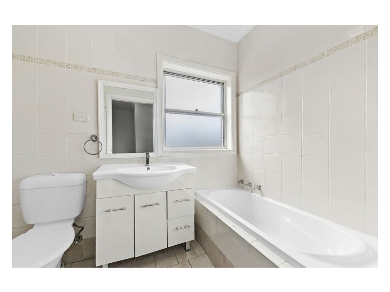 6/317 Blaxcell Street, Granville NSW 2142