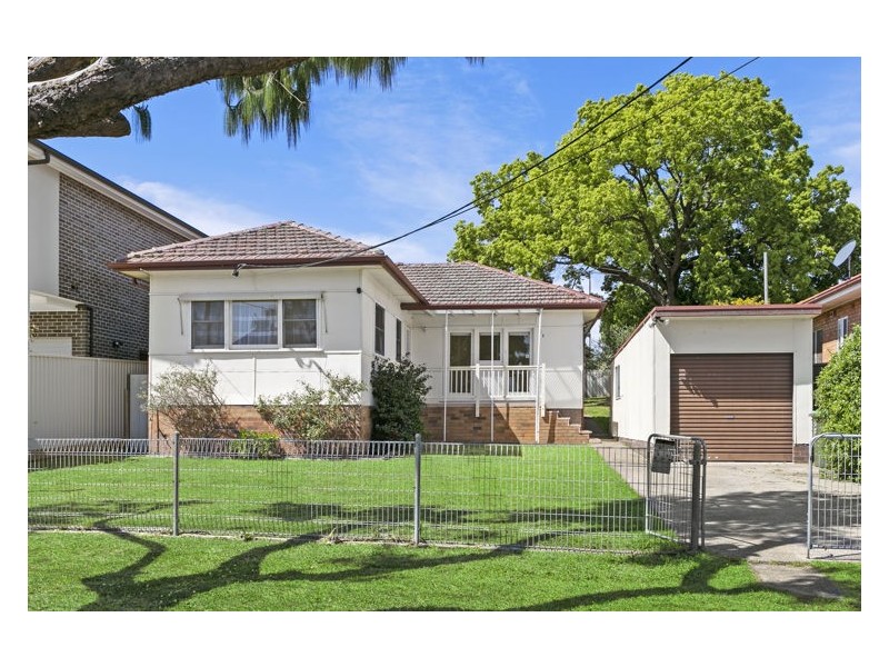 11 Brooks Street, Guildford NSW 2161