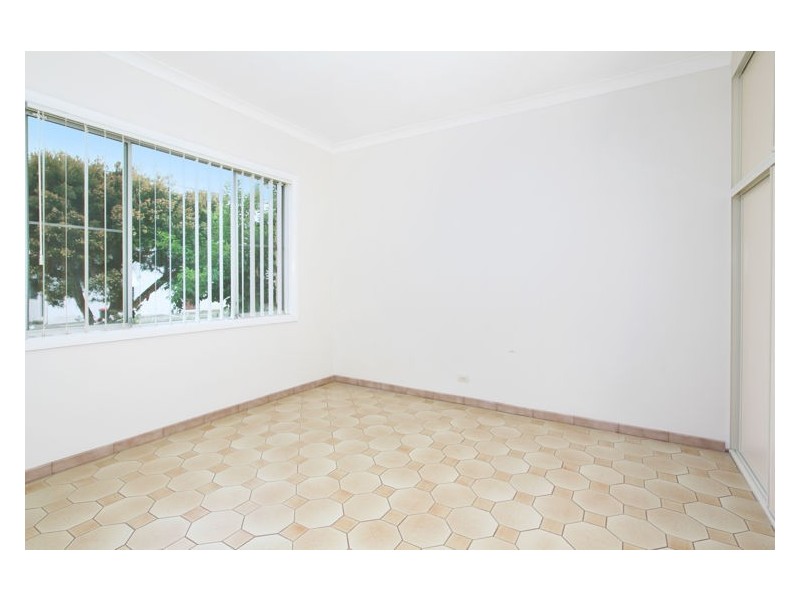 2 Warwick Road, Merrylands NSW 2160