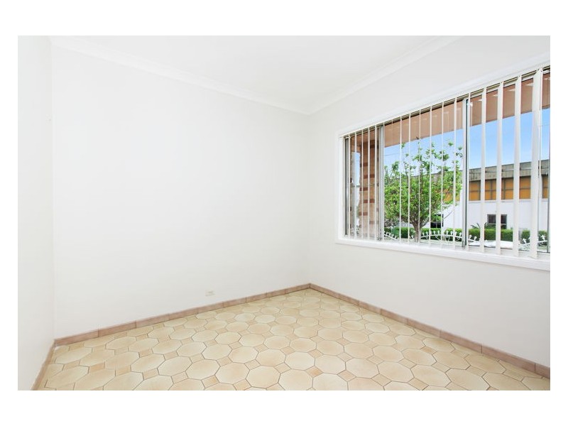 2 Warwick Road, Merrylands NSW 2160