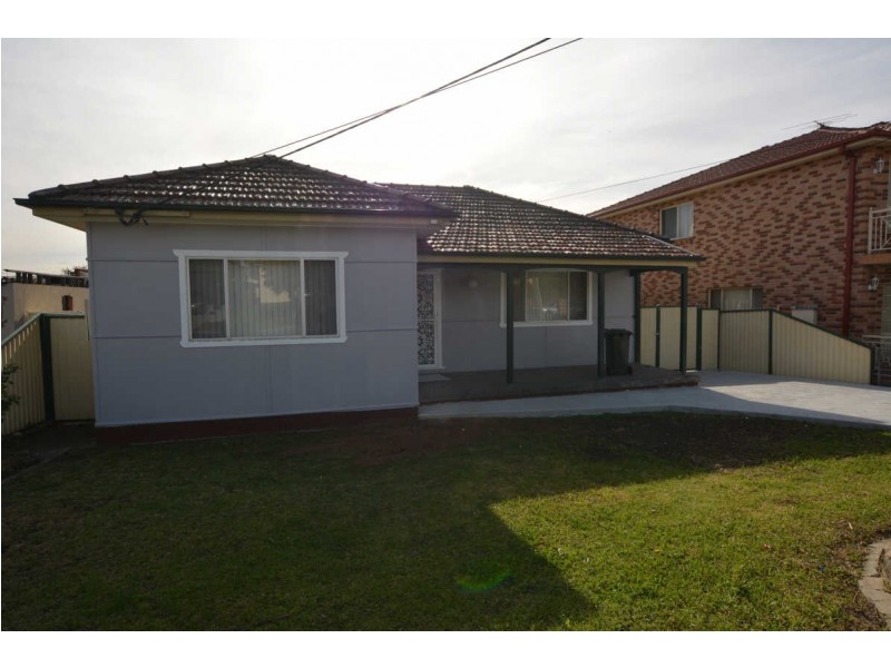 3 EDNA AVENUE, Merrylands NSW 2160