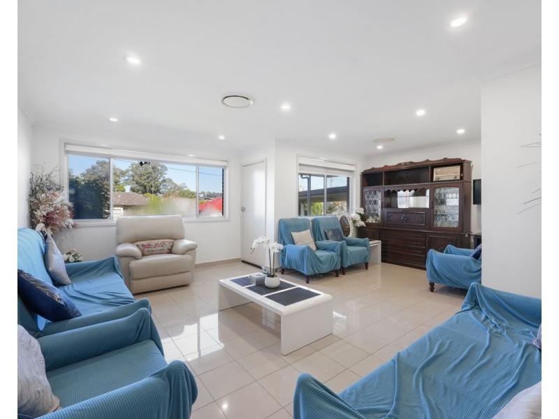 33 Lewis Street, South Wentworthville NSW 2145