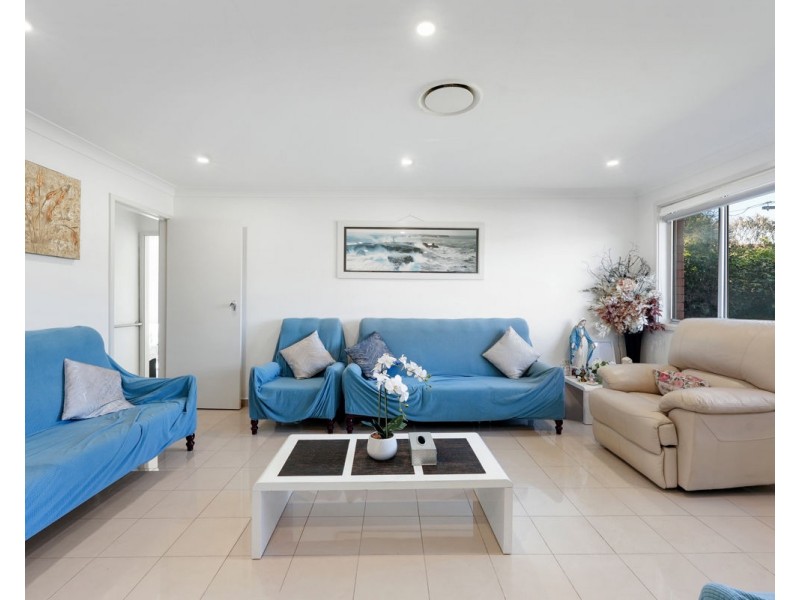 33 Lewis Street, South Wentworthville NSW 2145