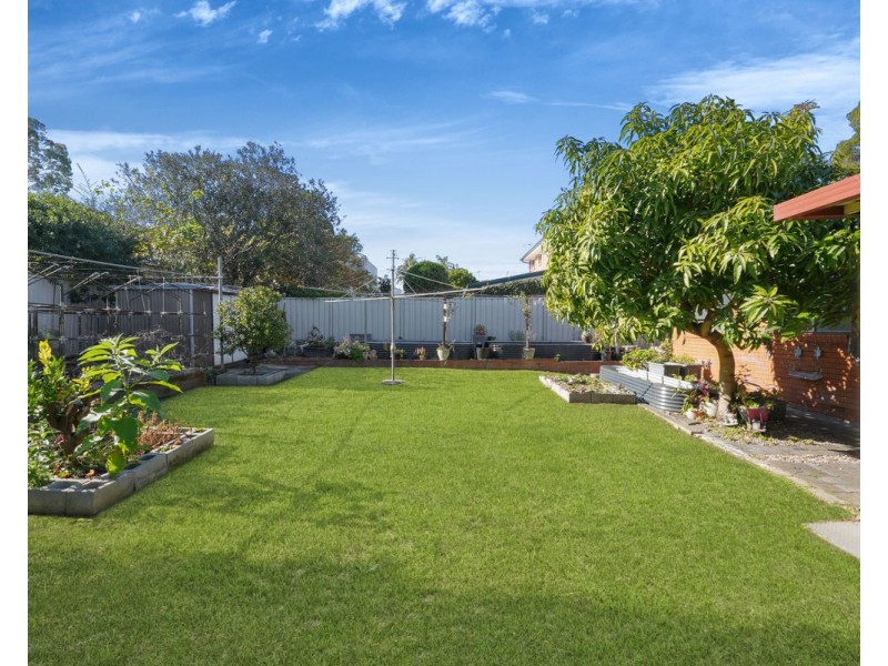 33 Lewis Street, South Wentworthville NSW 2145
