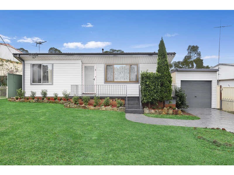 29 CARTWRIGHT CRESCENT, Lalor Park NSW 2147