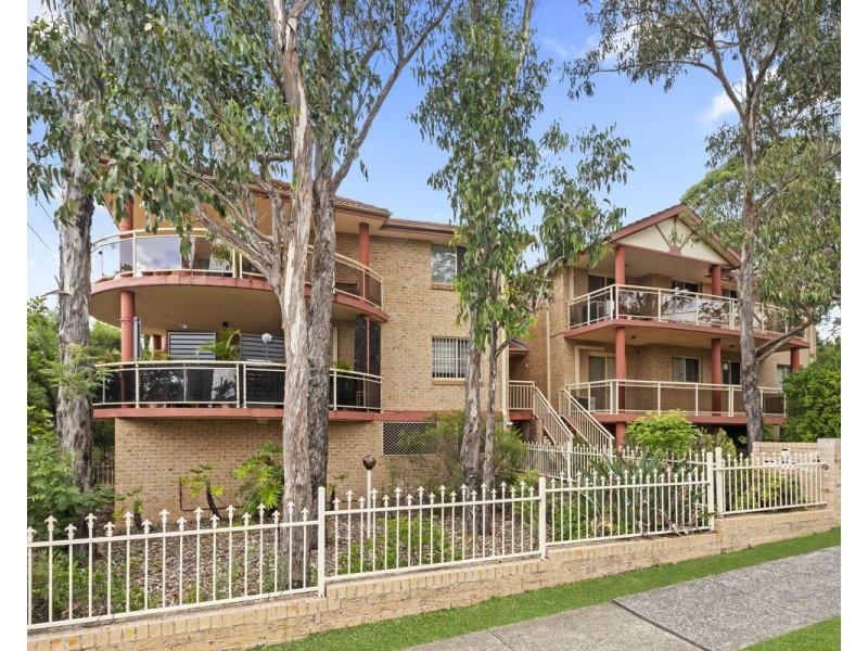 1/62-66 The Esplanade, Guildford NSW 2161