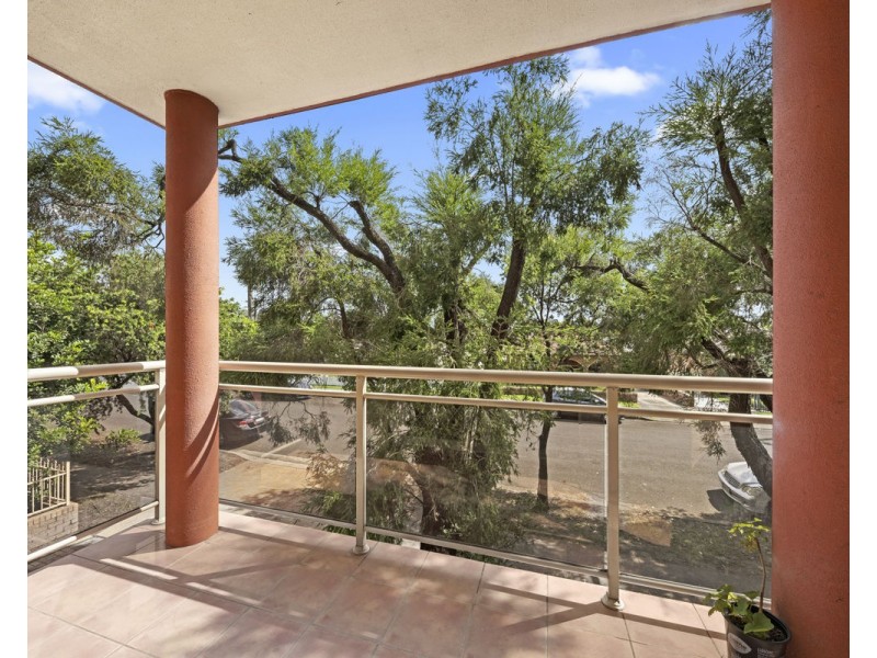 1/62-66 The Esplanade, Guildford NSW 2161