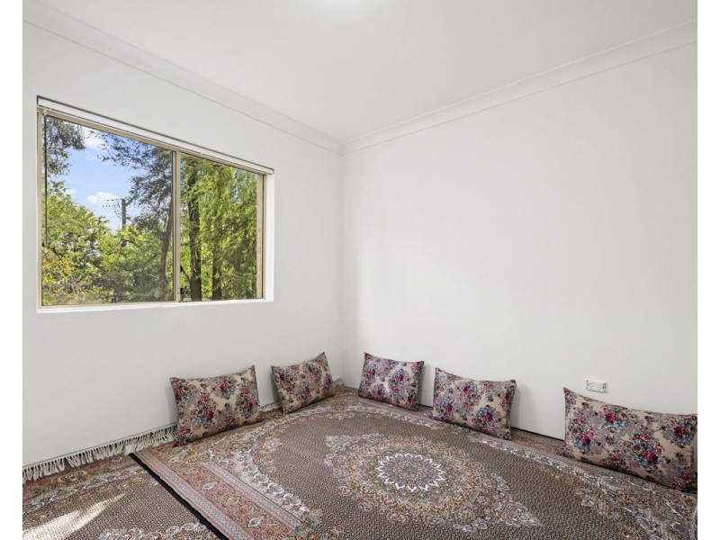 1/62-66 The Esplanade, Guildford NSW 2161