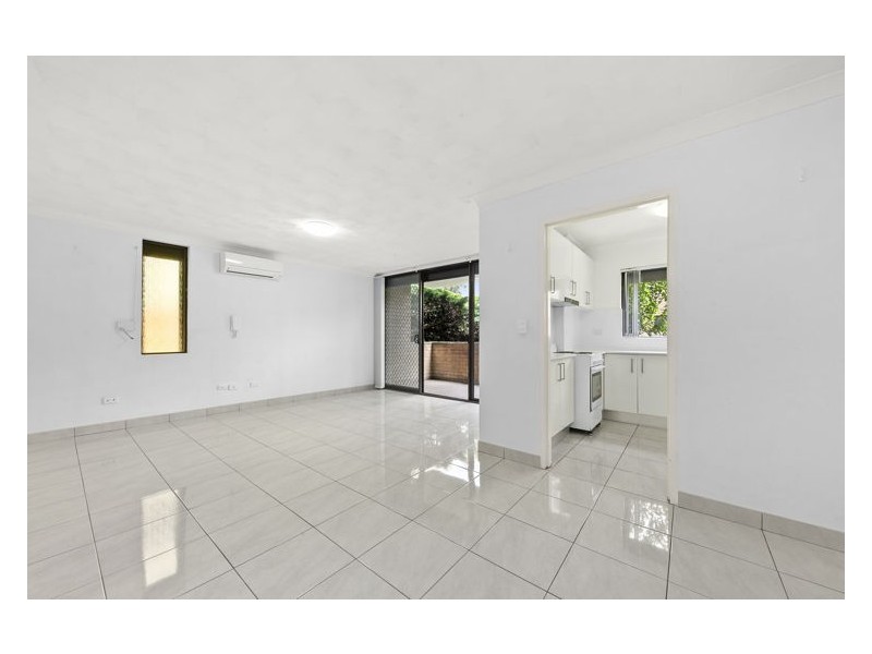 12/28-32 Treves Street, Merrylands NSW 2160