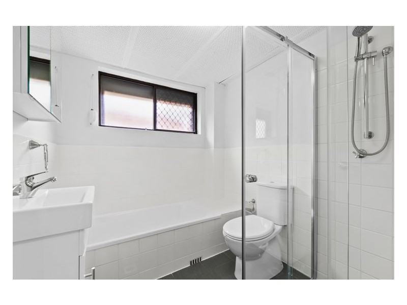 12/28-32 Treves Street, Merrylands NSW 2160
