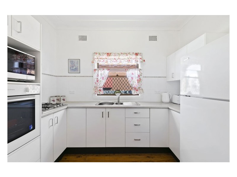 98 Military Road, Guildford NSW 2161