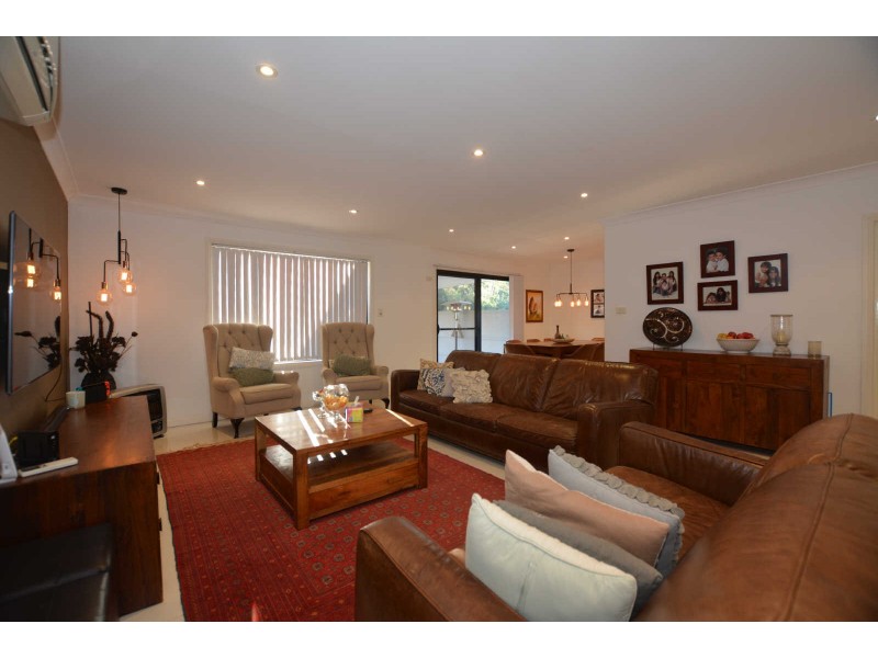 61 MUNRO STREET, Greystanes NSW 2145