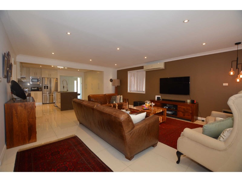 61 MUNRO STREET, Greystanes NSW 2145